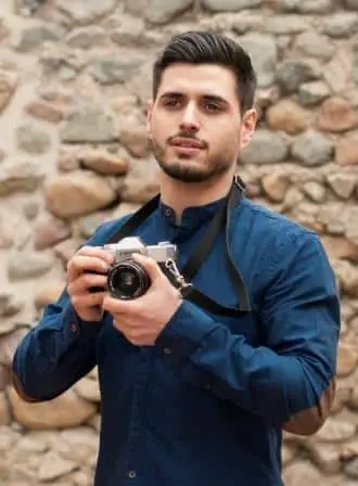 Фотографът Лео Кирилов