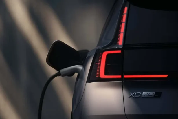 Volvo съживява XC70 като… китаец на ток