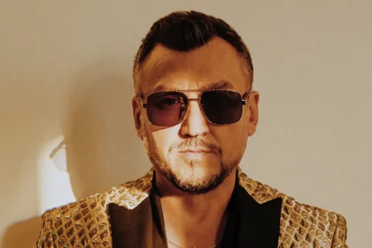 45 хита, едно име: Любо Киров празнува 25 години на сцената