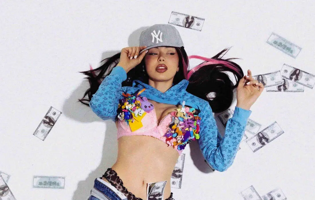 Eva Lea разказва какво се случва "V Kluba"