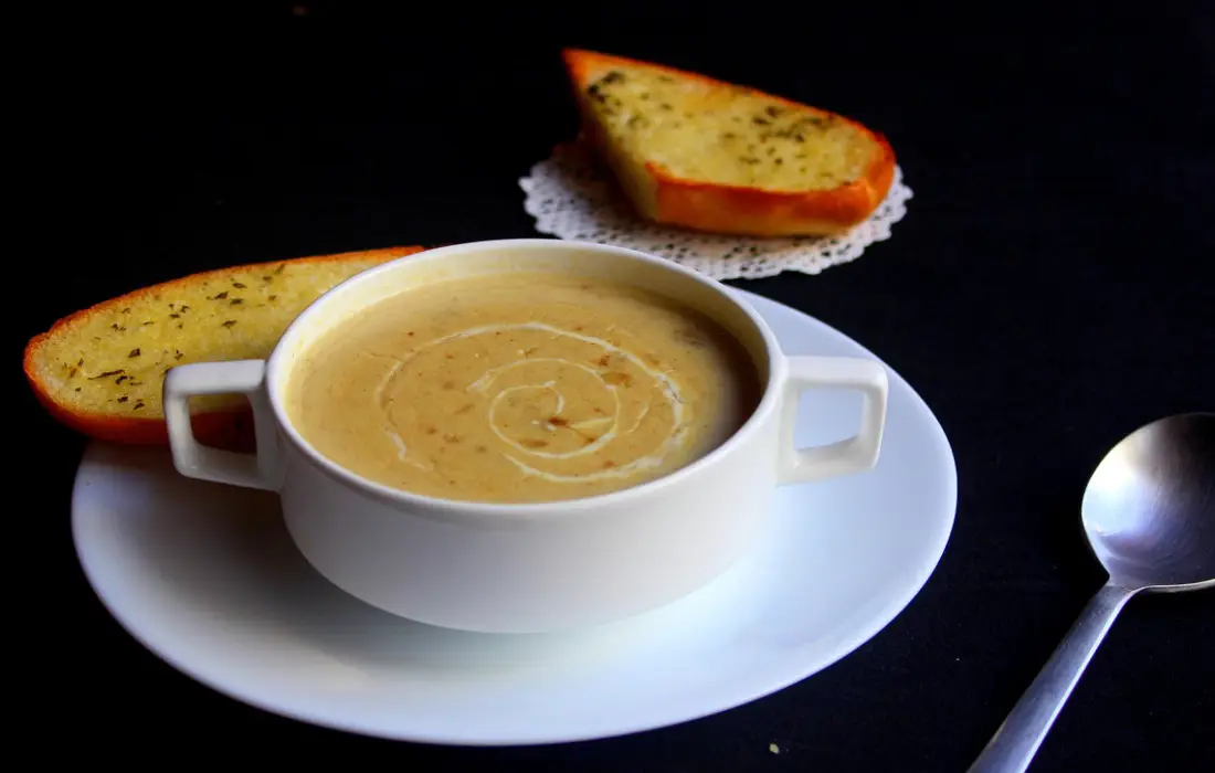 Супа от печен чесън