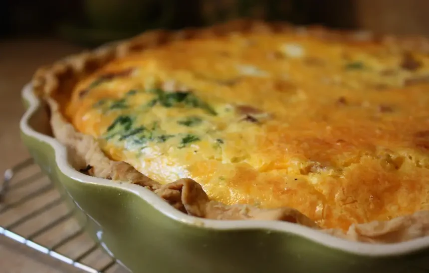 Ароматен киш с картофи и лук