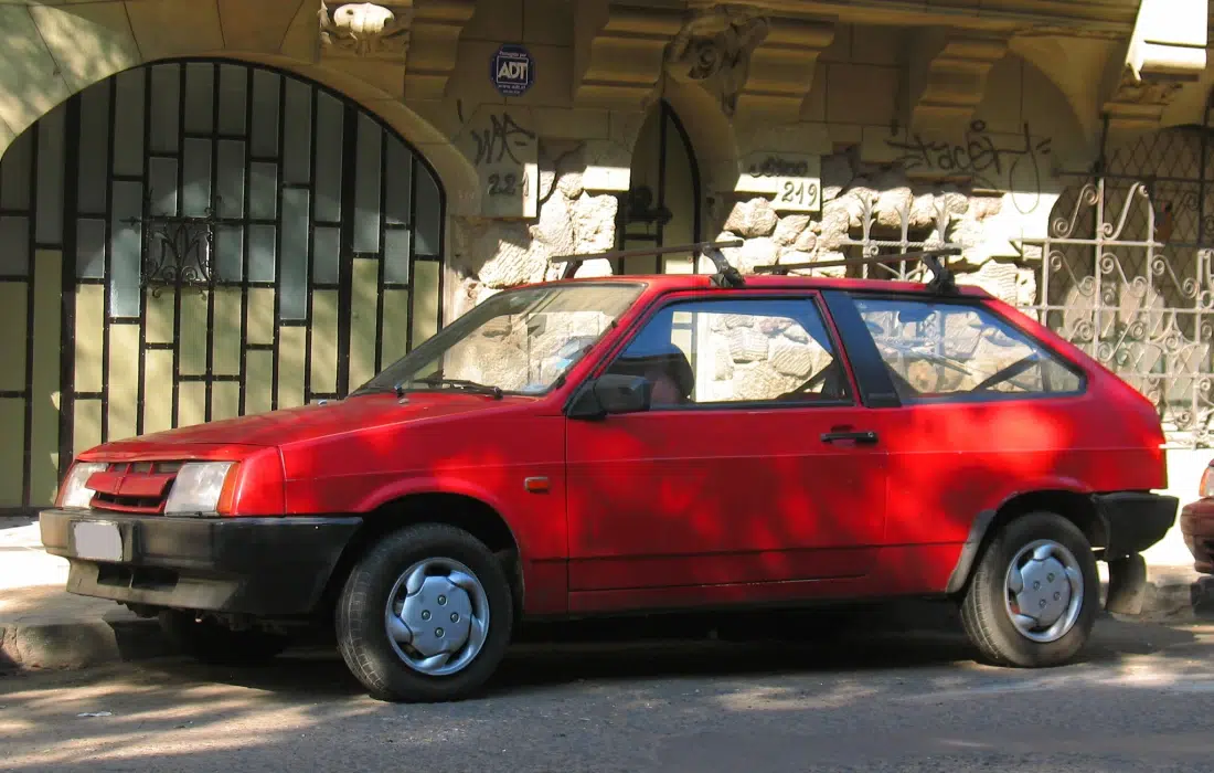 Бизнес и геополитика: Lada Samara е най-продаваната кола в Украйна