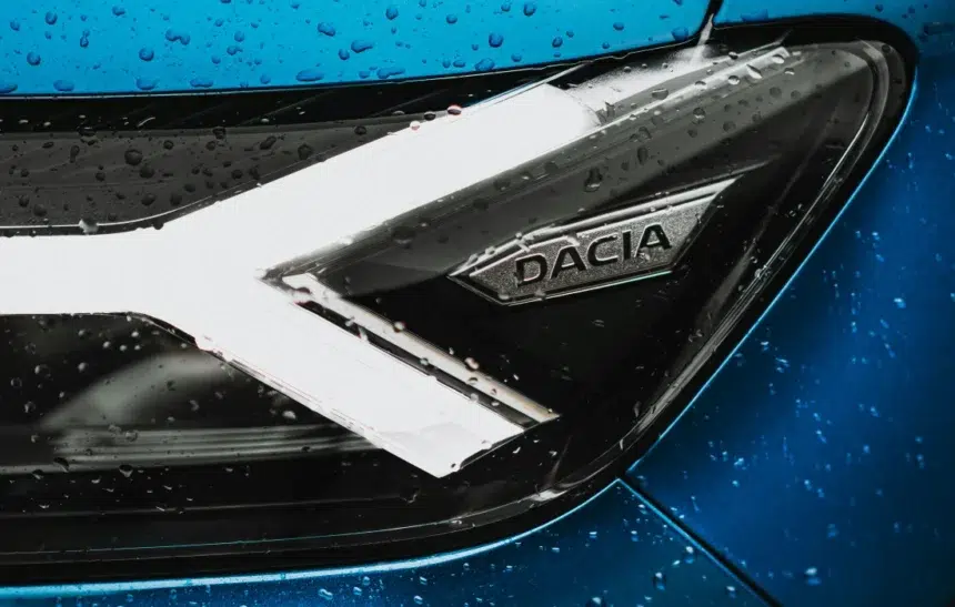 Новото Sandero на Dacia идва с хибридна версия