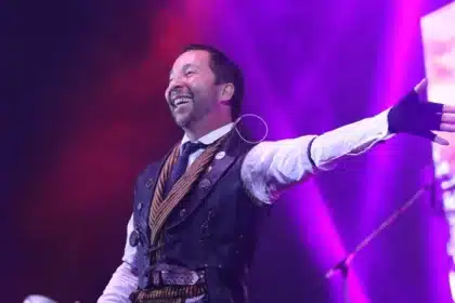 DJ BoBo