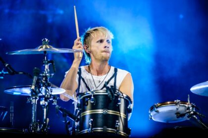 Доминик Хауърд (Muse)