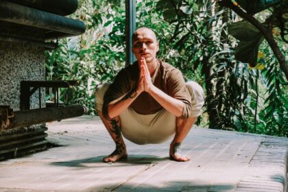 Йога и мъже - връзката възможна