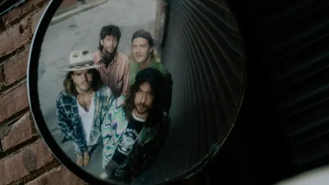 Рок, блус и кръвна линия: "Mixed Emotions" е новото лице на KALEO