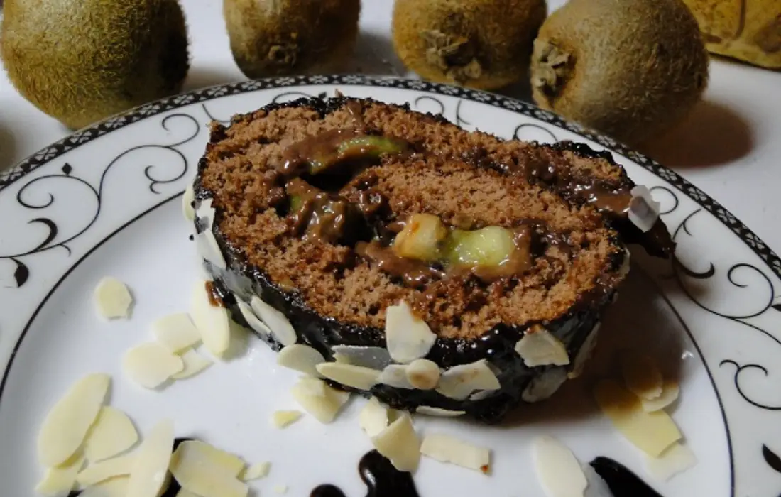 Шоколадово руло с киви