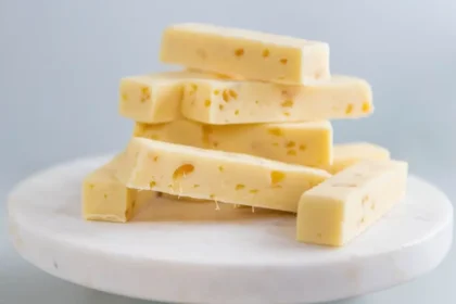 Фъч от бял шоколад и захаросан джинджифил