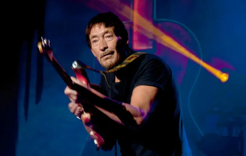 Сбогом, Крис Риа! Отиде си гласът, който ни водеше към дома за Коледа