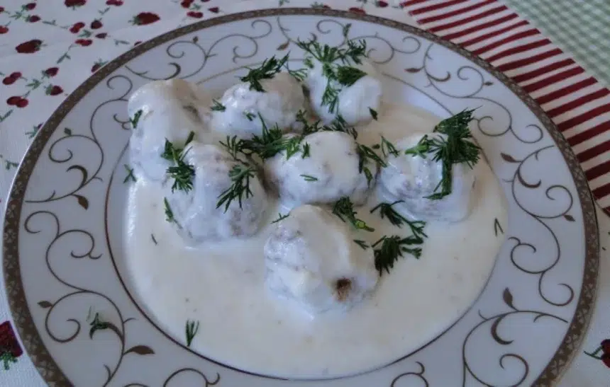 Шведски кюфтенца със сметана и копър