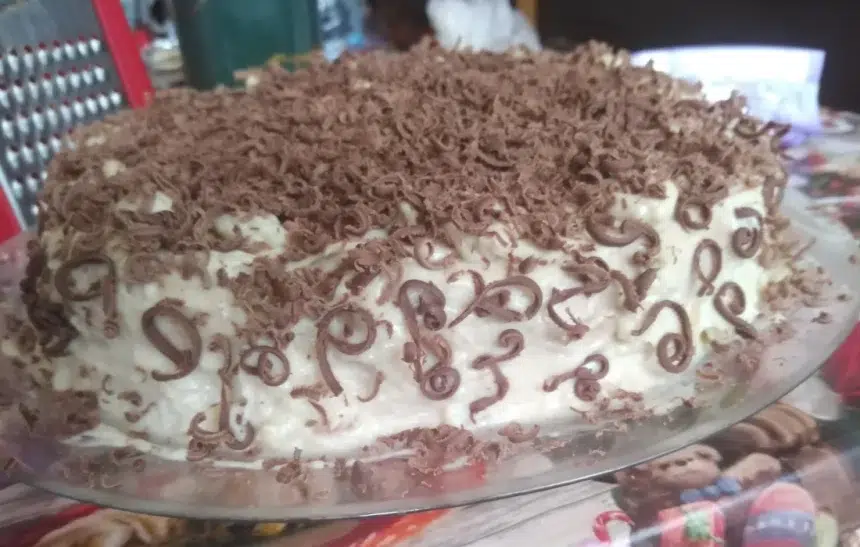 Домашна торта с крем от халва