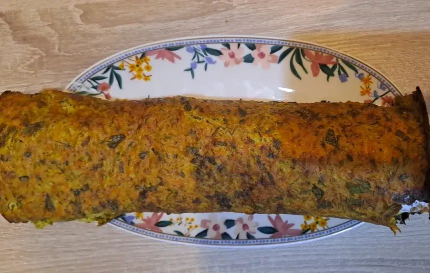 Руло от тиквички и моркови с крема сирене