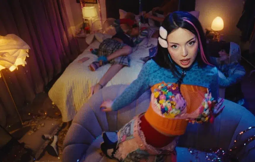 Eva Lea разказва какво се случва "V Kluba"