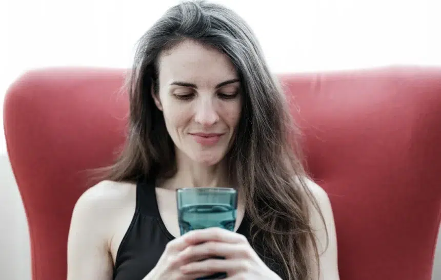 Полезна ли е наистина солената вода?