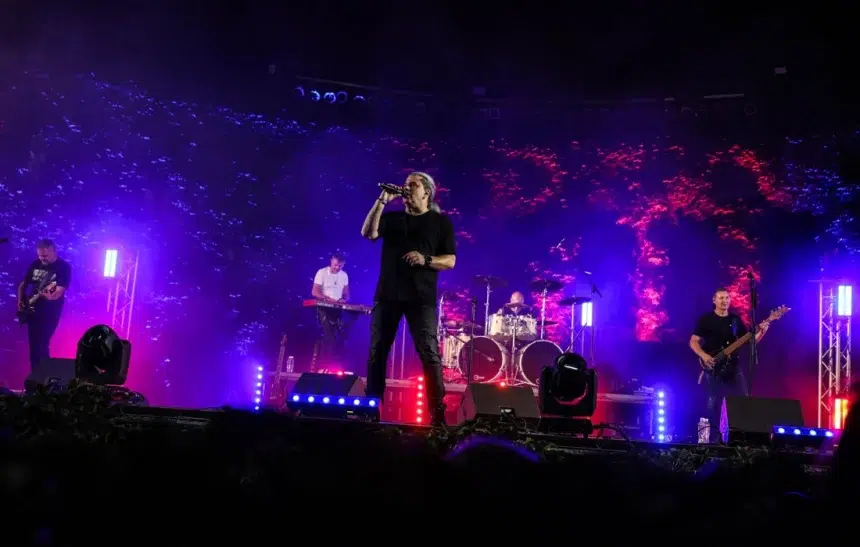 Б.Т.Р. започват национален Tour 2026