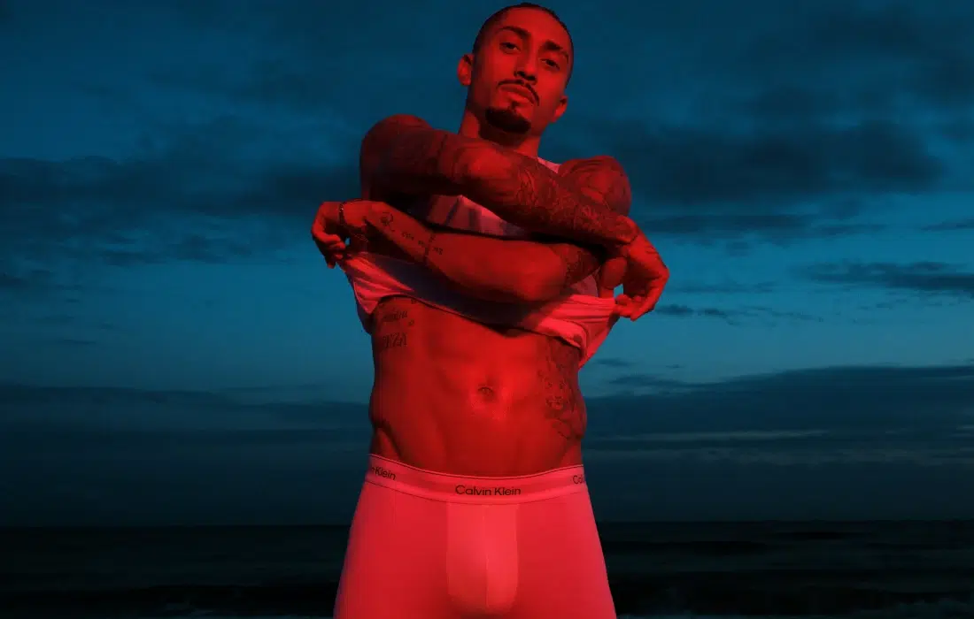 Рафиня се съблече за бельото на Calvin Klein