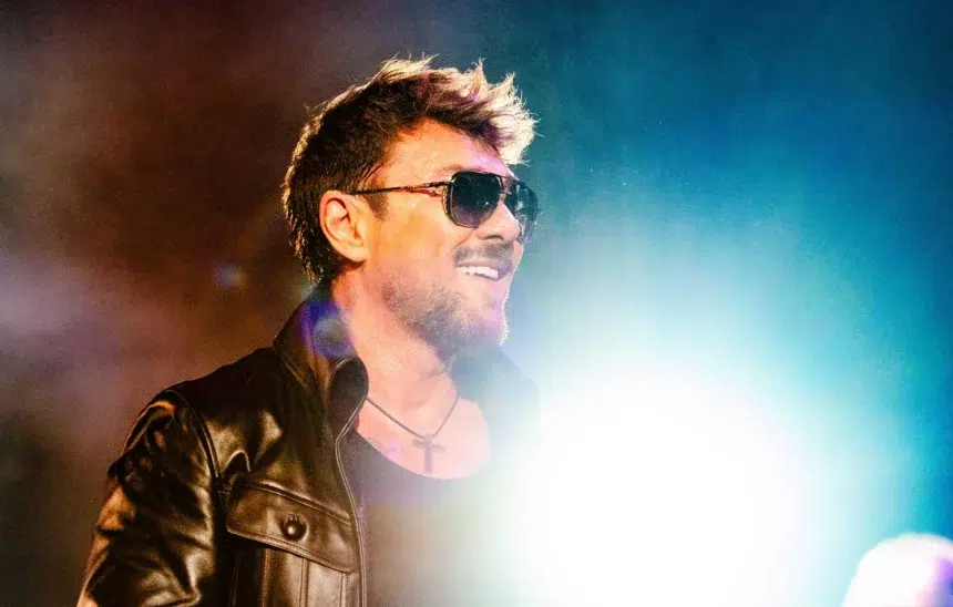 Миро тръгва на турне с "Миротворци"