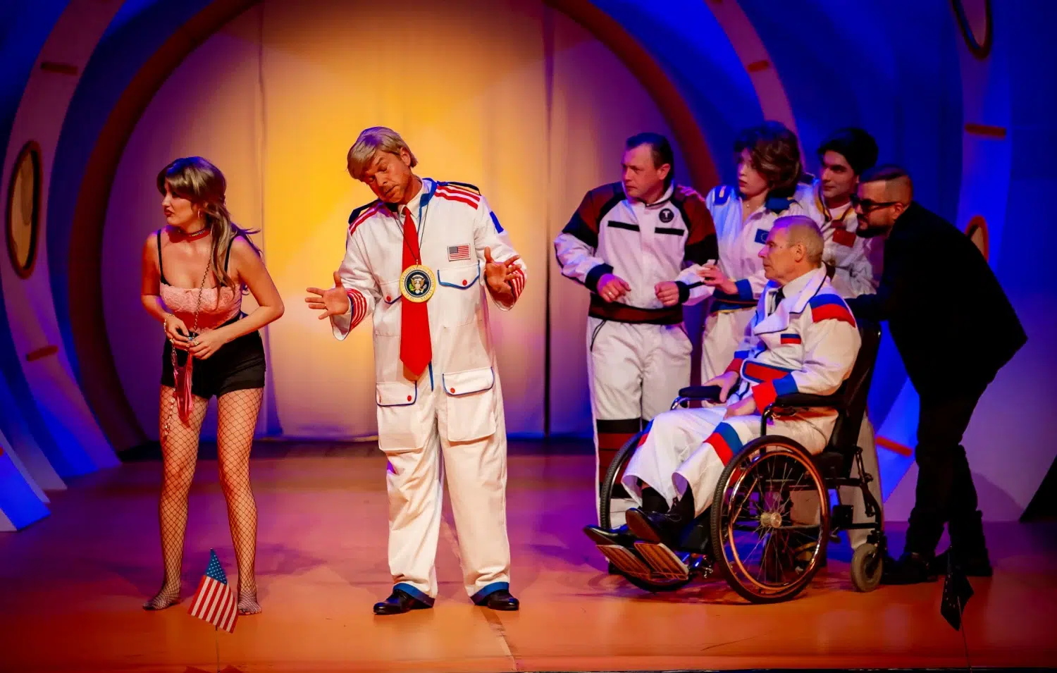 "Пътуване до Марс" от Иво Сиромахов тръгна на национално турне