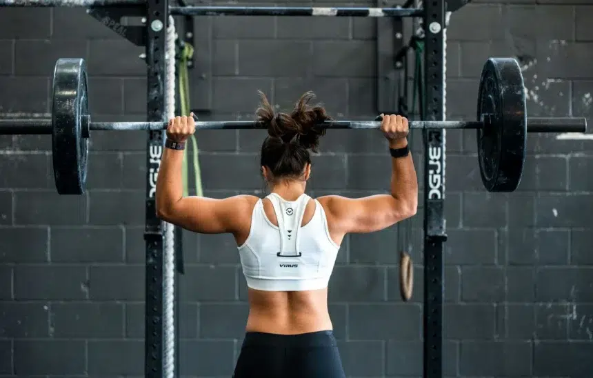 Трябва ли жените да приемат креатин?