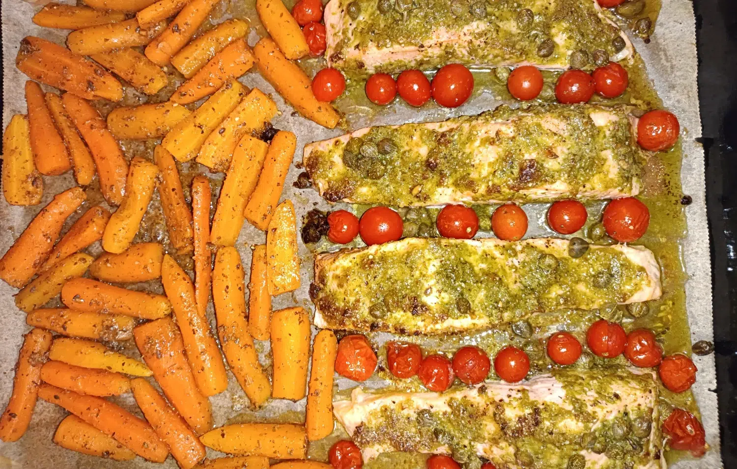 Сьомга с песто и печени моркови